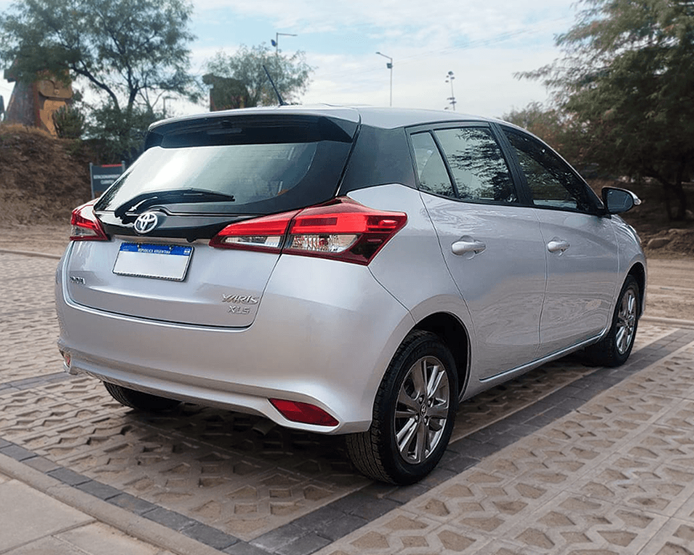 TOYOTA YARIS XLS 1.5 M/T 5P