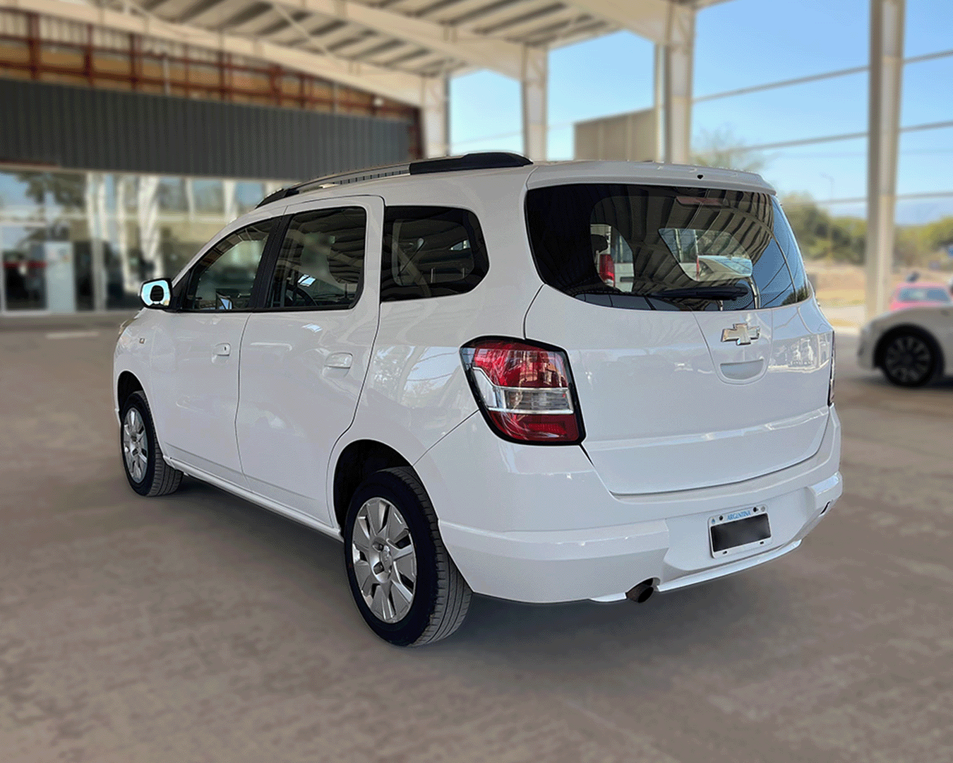 CHEVROLET SPIN  1.8 N LT M/T 5P