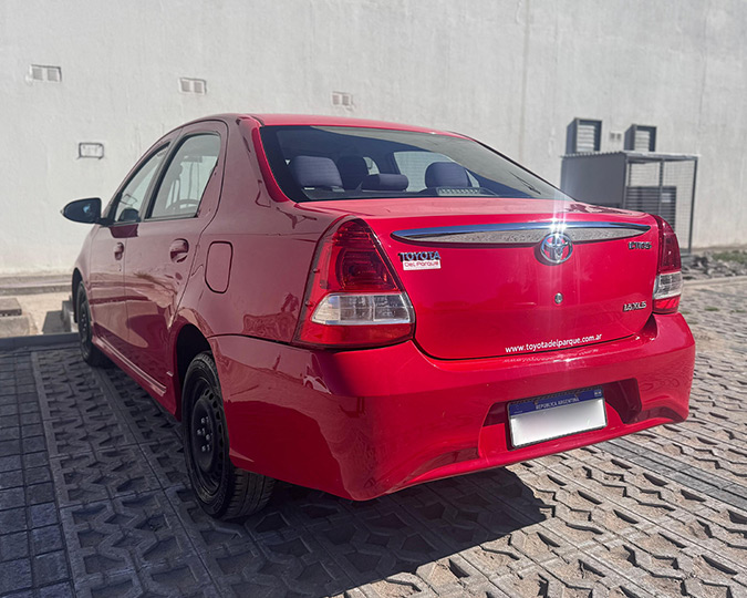 TOYOTA ETIOS XLS 1.5 6M/T 4P