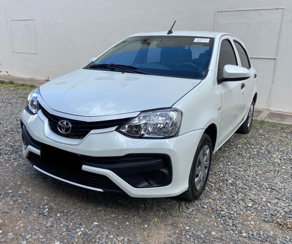 TOYOTA ETIOS  X 1.5 MT 5P